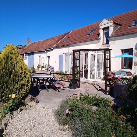 A L Epoque Bed & Breakfast Bouges  Exterior foto
